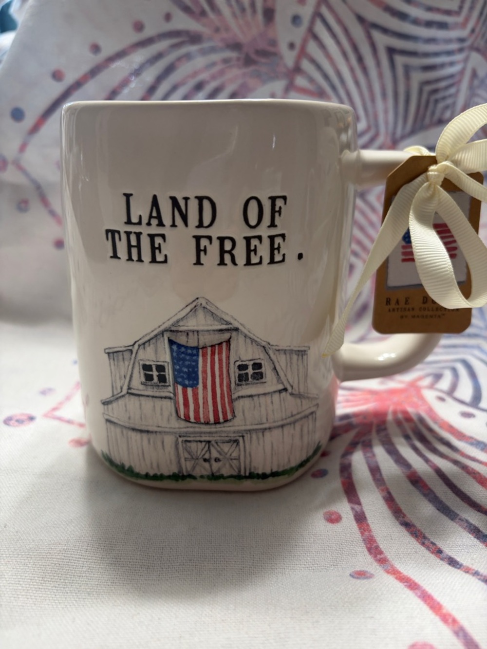 Rae Dunn land of the free mug